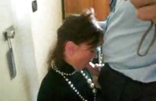 სექს პორნო შავგვრემანი გოგონა საწოლში